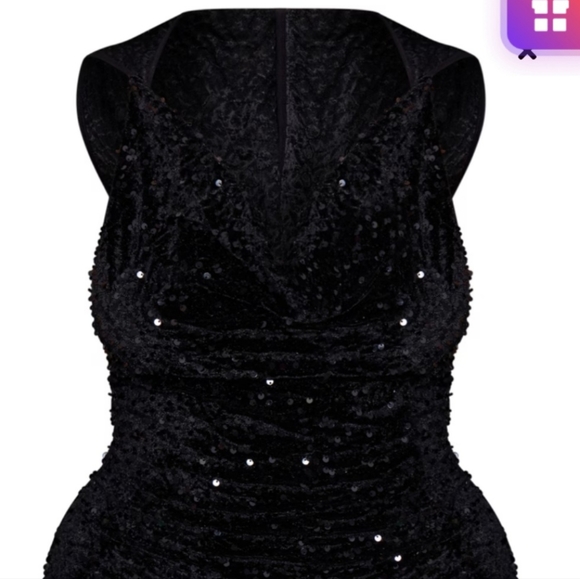 PrettyLittleThings Hooded Sequim Mini Dress - Picture 10 of 10